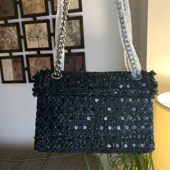 Authentic KURT GEIGER LONDON Tweed Lock fringe sequins flap Crosby/shoulder - Picture 13 of 15